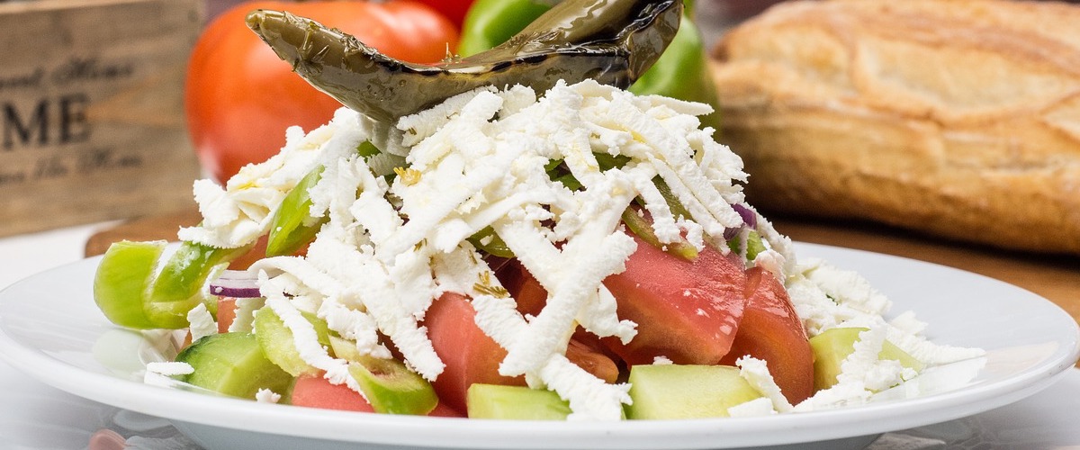 bulgarian-traditional-salad-2157208_1280.jpg