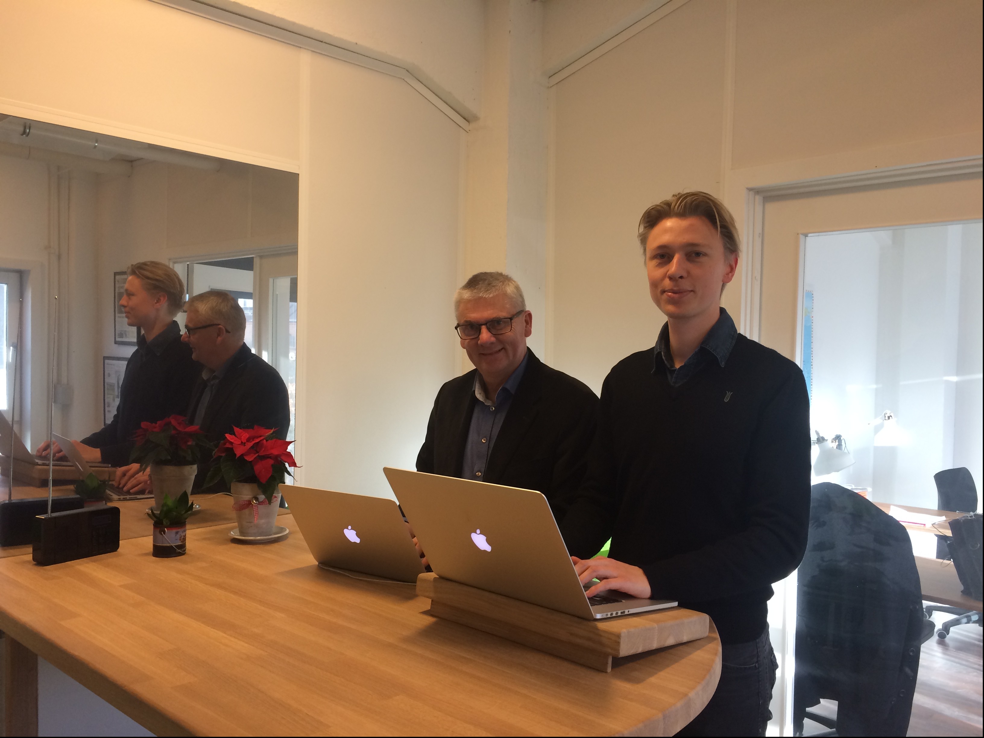 Skov og Aaby skriver